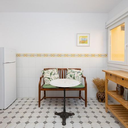 C92 - Rustic Two Bedrooms Apartment With Terrace Малага Экстерьер фото