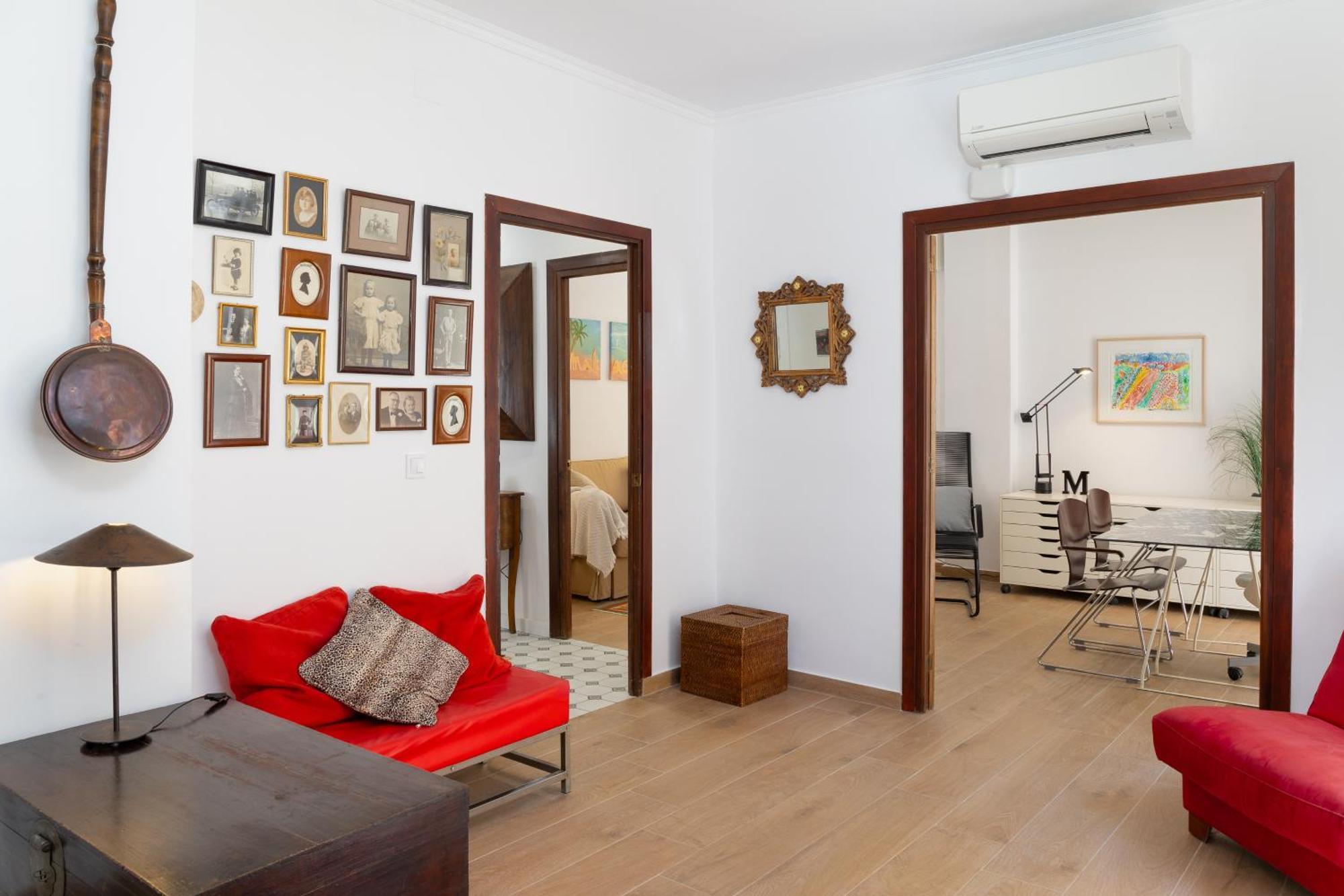 C92 - Rustic Two Bedrooms Apartment With Terrace Малага Экстерьер фото