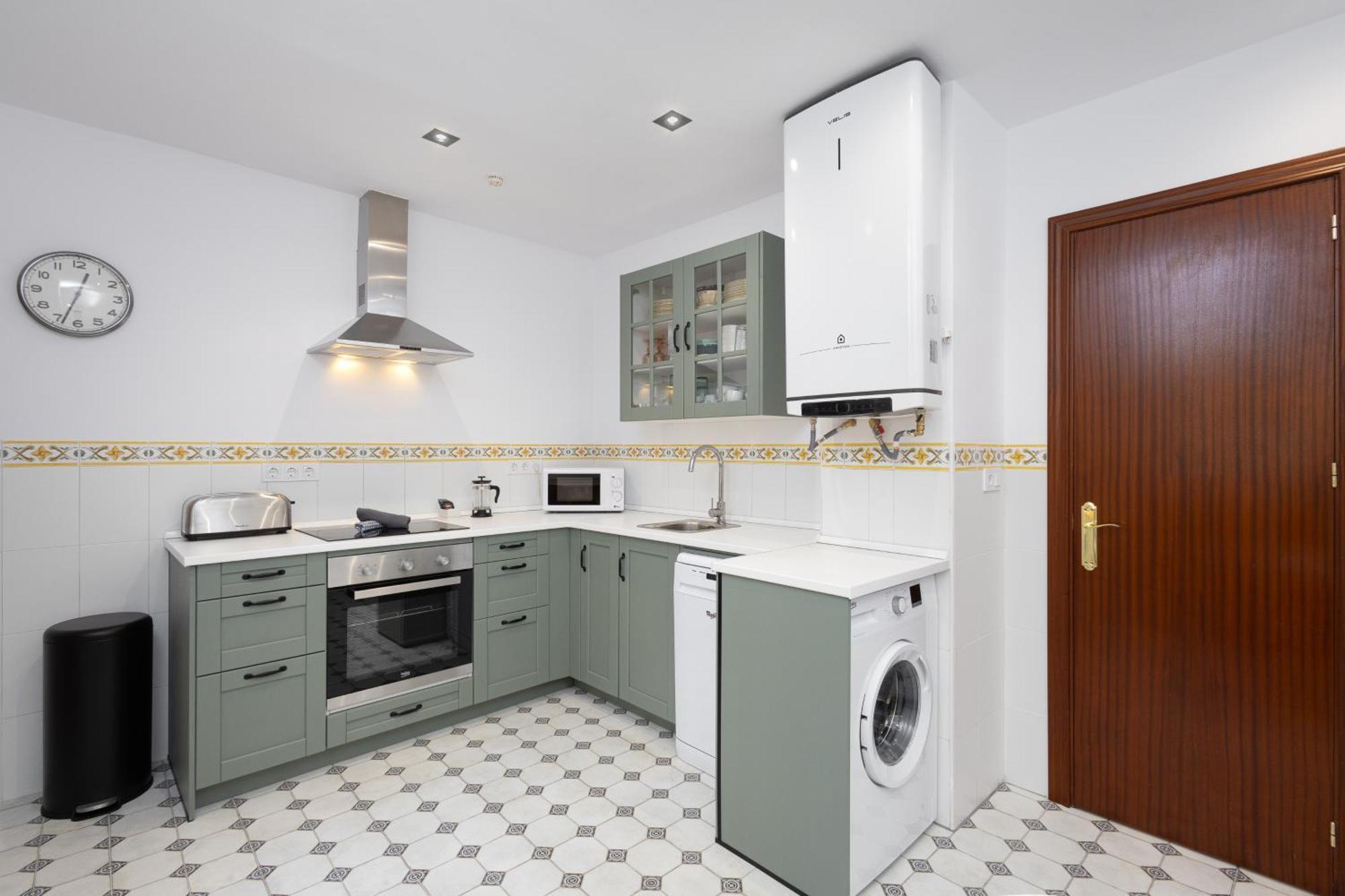 C92 - Rustic Two Bedrooms Apartment With Terrace Малага Экстерьер фото