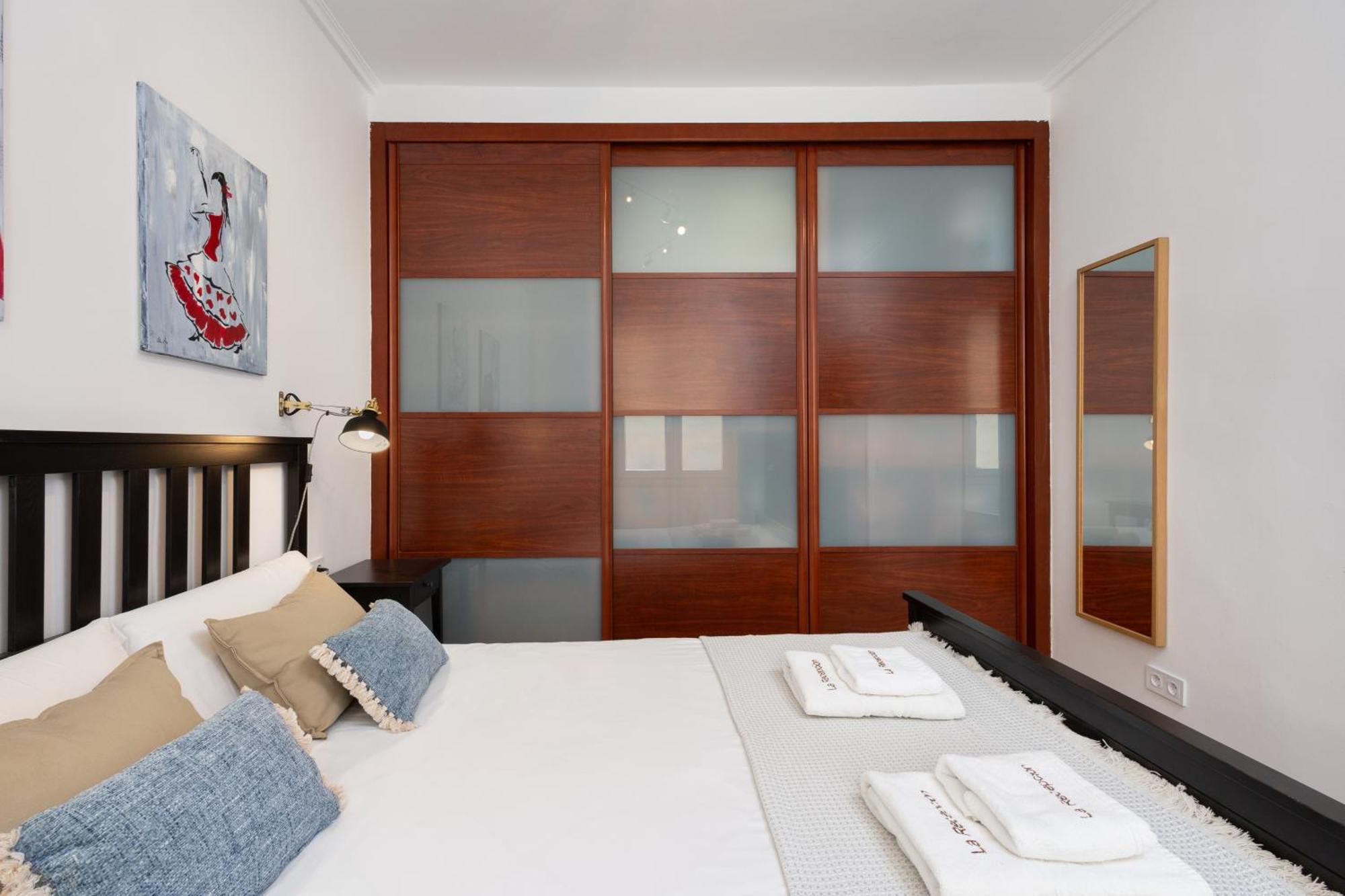 C92 - Rustic Two Bedrooms Apartment With Terrace Малага Экстерьер фото