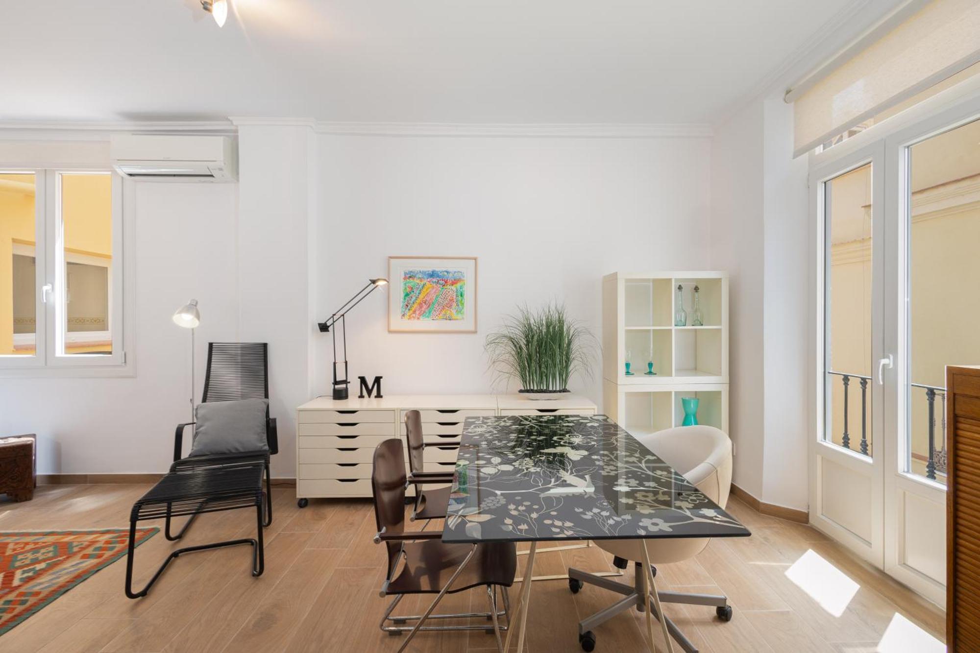 C92 - Rustic Two Bedrooms Apartment With Terrace Малага Экстерьер фото